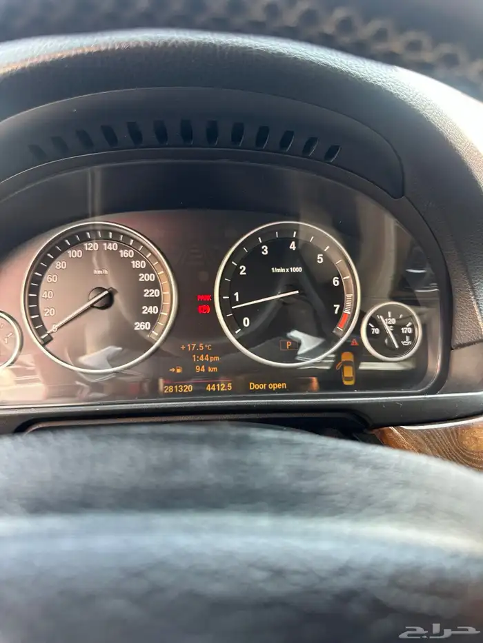 بي ام دبليو الفئه الخامسة 2011 17