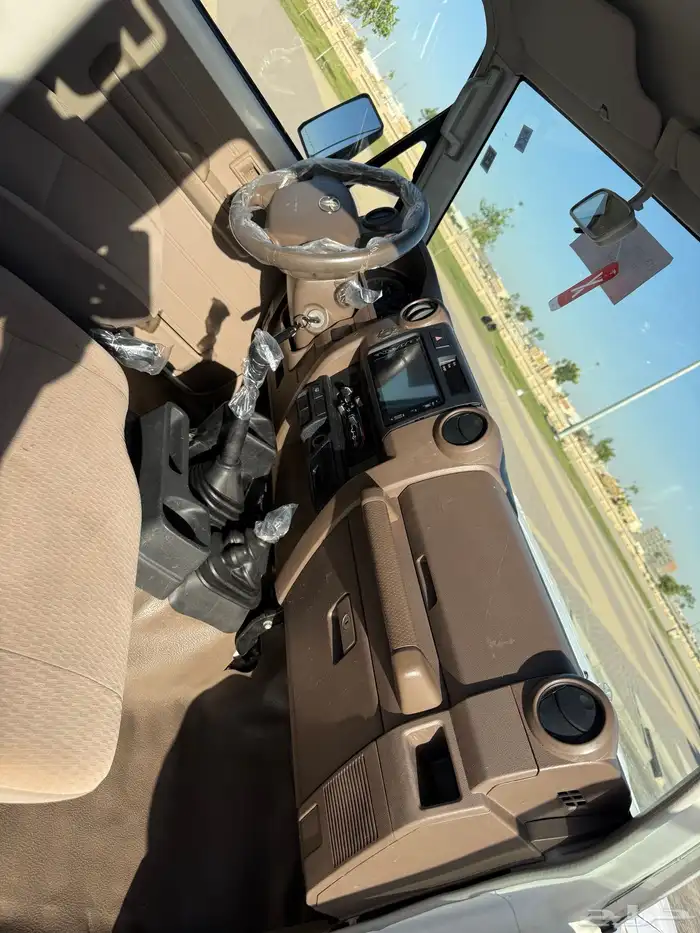 جيب ربع 2018 بوليسي مبيعات 17