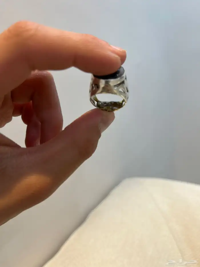 خاتم فضه عقيق يمني للبيع ملحم ومقصوص الصامل يجي خاص 2