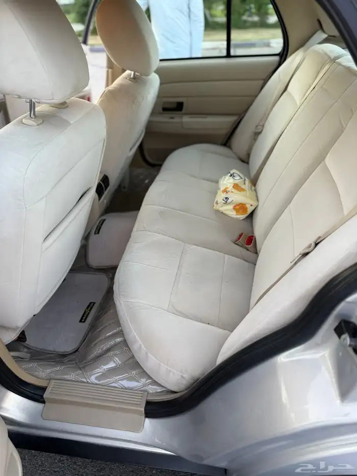 فورد فكتوريا سعودي وكالة 2011 39