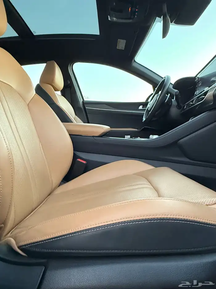 كيا K5 بنورما 2020 فل كامل داخل جملي بحالة الوكاله للبيع 11