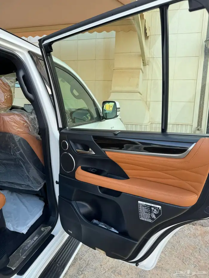 لكزس 2016 بريمي 13