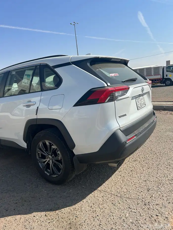 جيب راف فور 2023 ابيض لؤلؤي 4