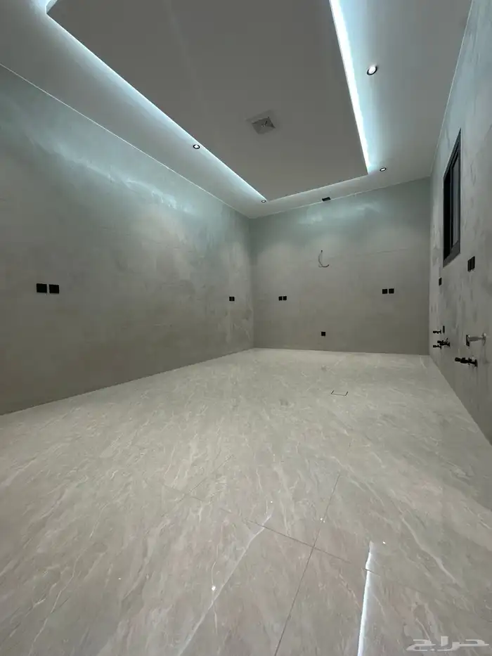 شقه للبيع ارضي مدخل خاص 6