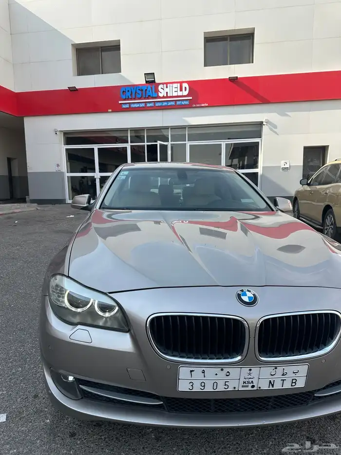 بي ام دبليو الفئه الخامسة 2011 7