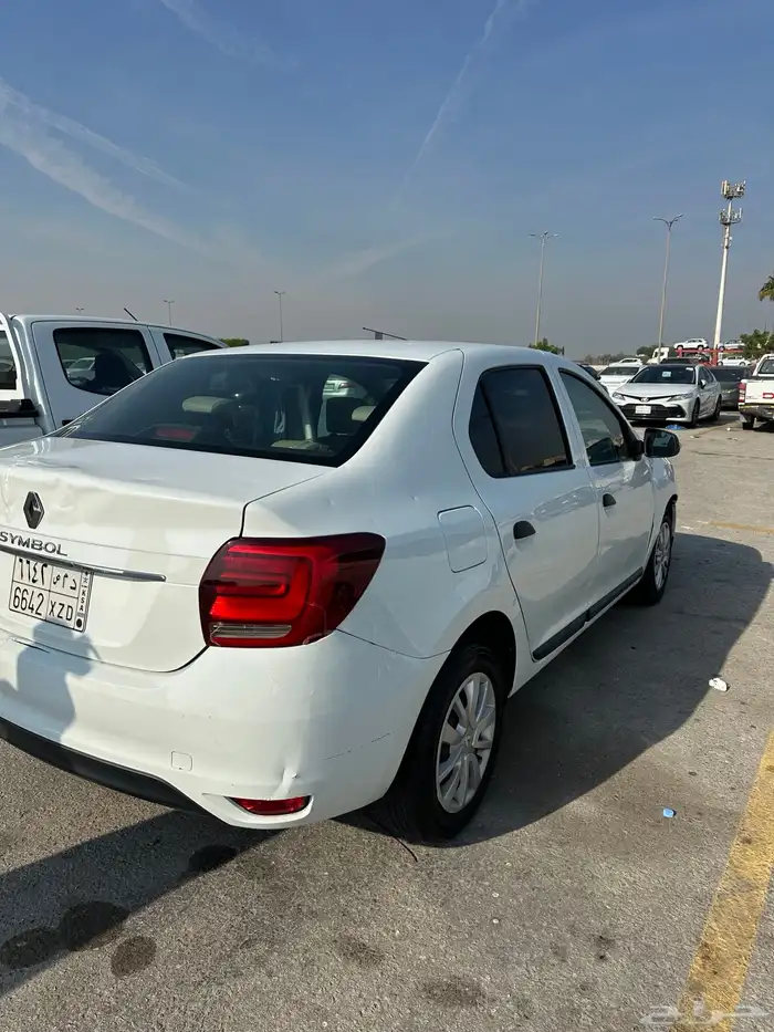 2020 رينو سيمبول ممشى قليل جدا (40) الف كيلو فقط 4