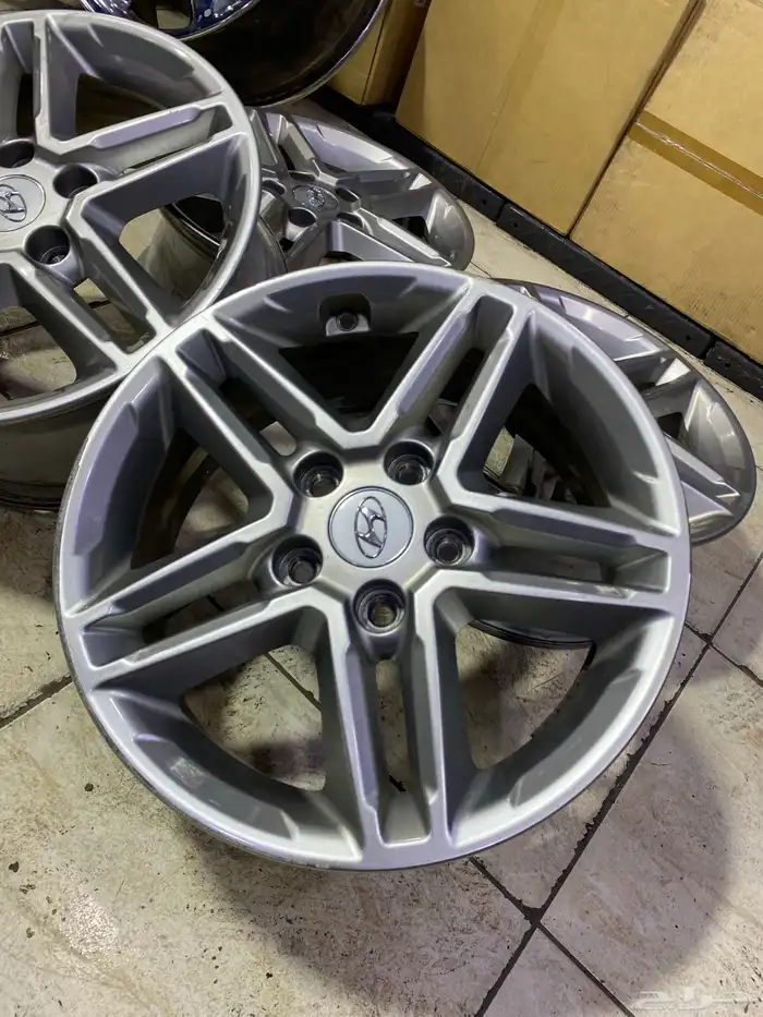 طقم جنوط كونا مقاس 16 اصليه وكاله 0