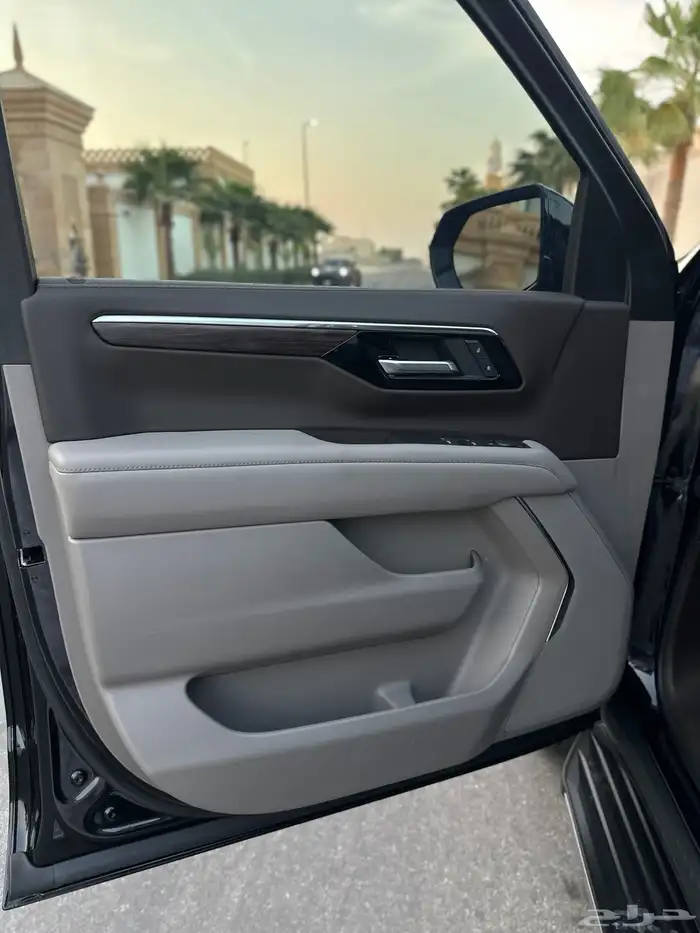 تاهو 2025 LS بلاك ادشن 26