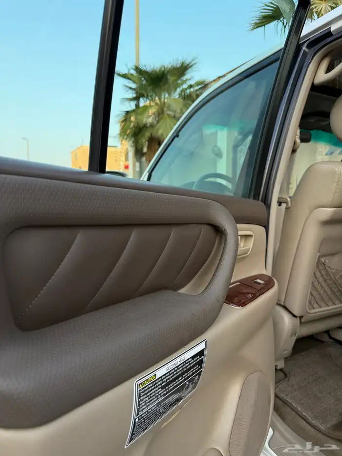 لاندكروزر VXR فكسار قير عادي اساس فل ( وكالة ) 34