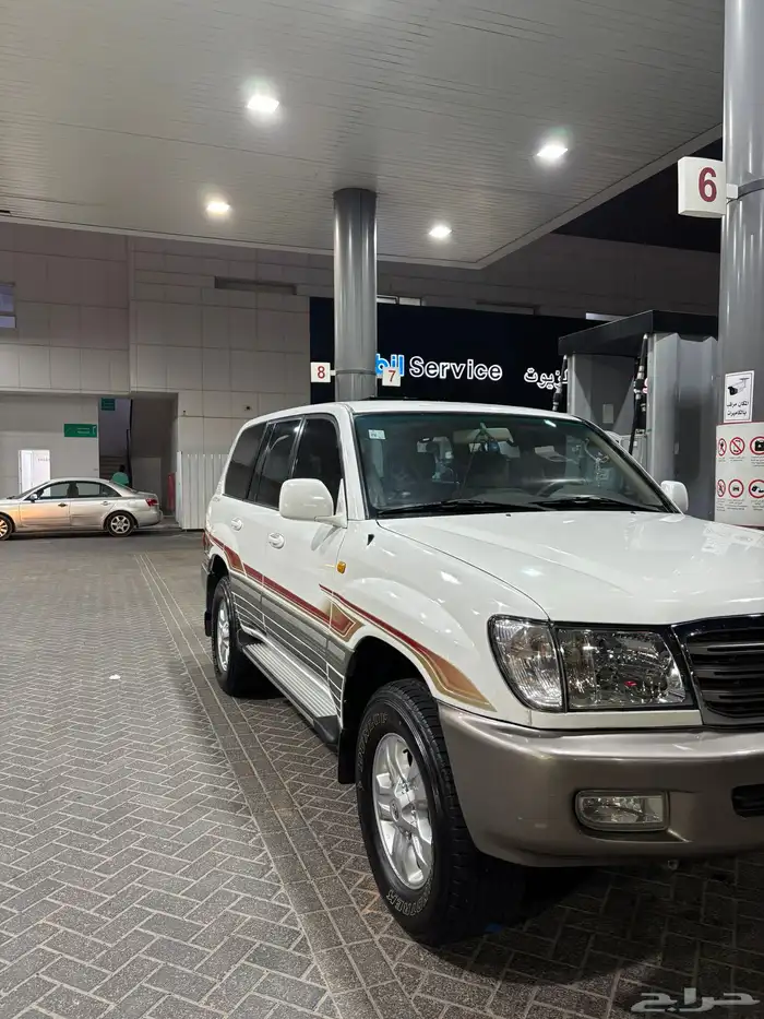 جيب لندكروزر gxr2004 2