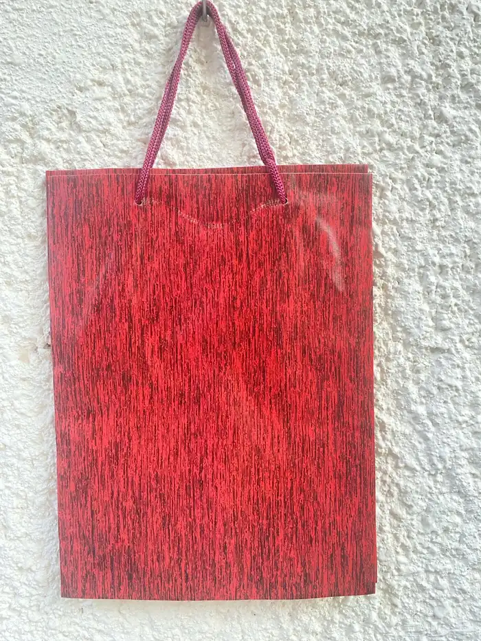 أكياس هدايا جميع المقاسات وبسعر خاص.. 12