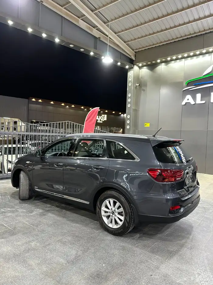 كيا سورنتو 2020 دبل 7 مقاعد لدى معرض(عبيد الرشيدي) 5