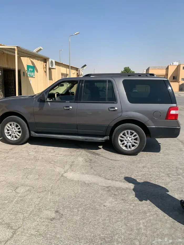 فورد اكسبيدشن 2014 9