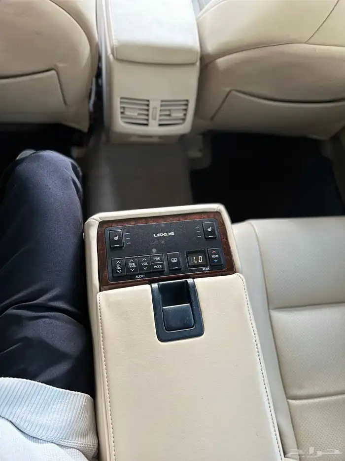 لكزس2013فل كاملDD 12