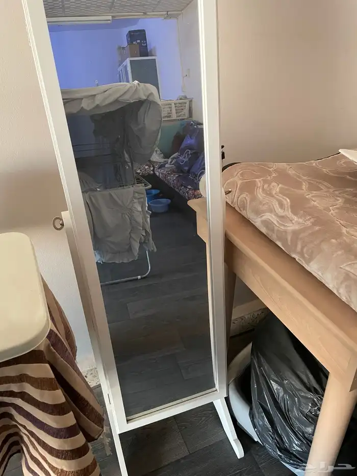 دولاب اكسسوارت استخدام نظيف جدا 1