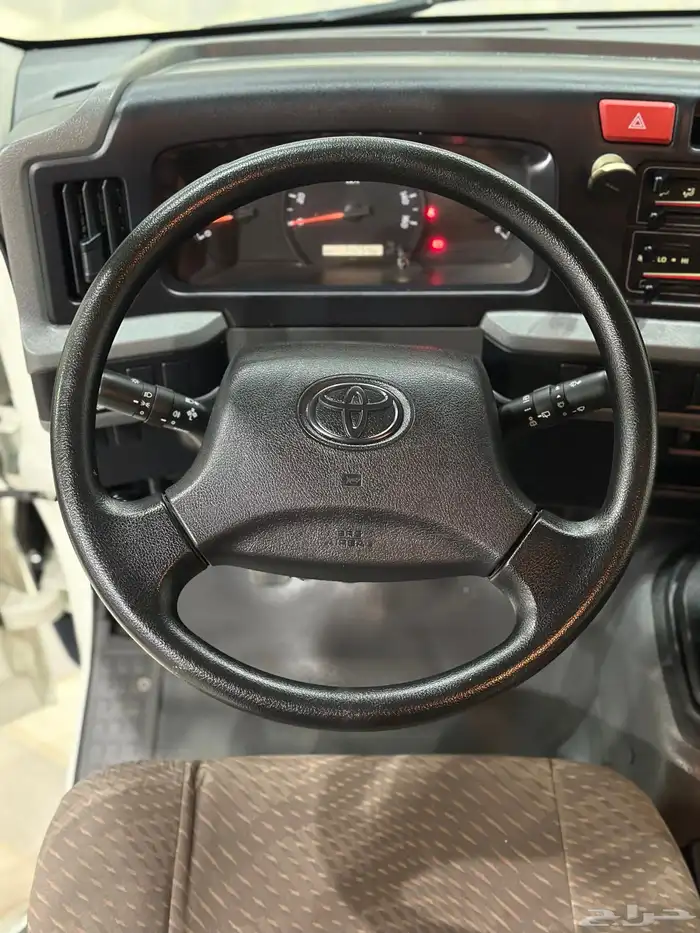 كوستر 2022 ديزل 23 راكب 11