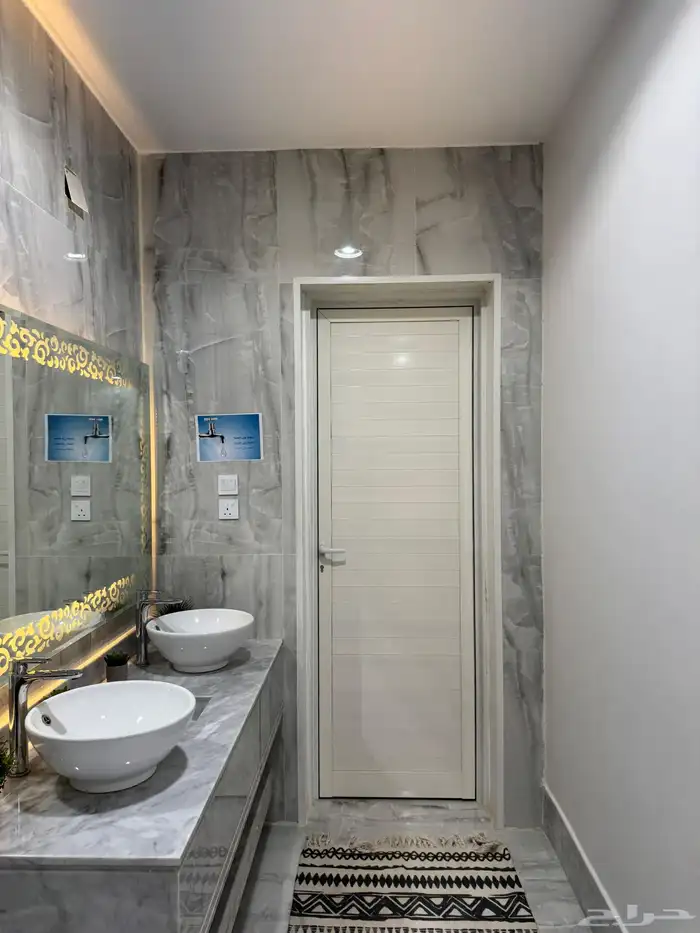 شقة الايجار فاخرة قريبه من الجامعه 6