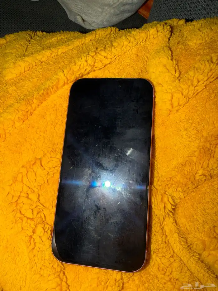 آيفون 16 وردي 2