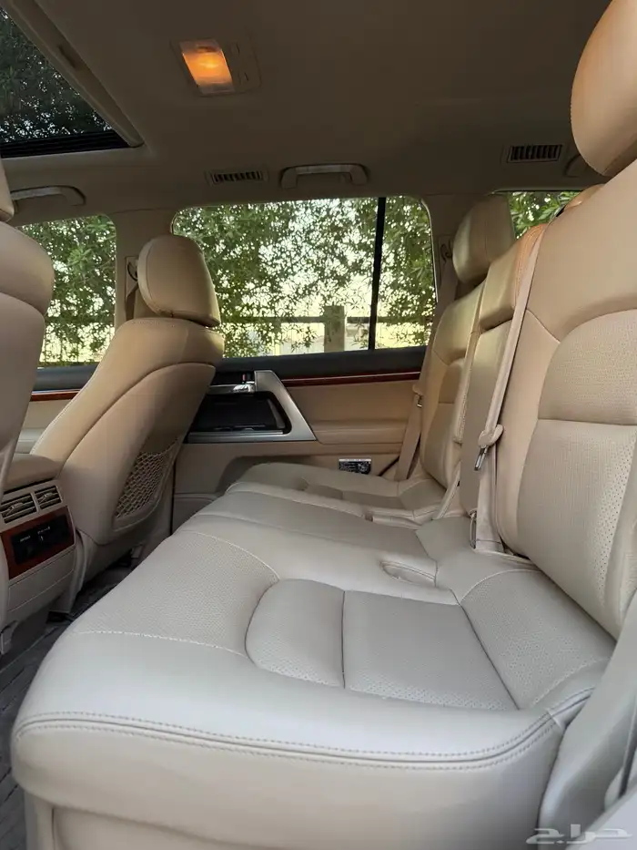 لاندكروزر VXR 2015 بريمي ( وكالة ) 22