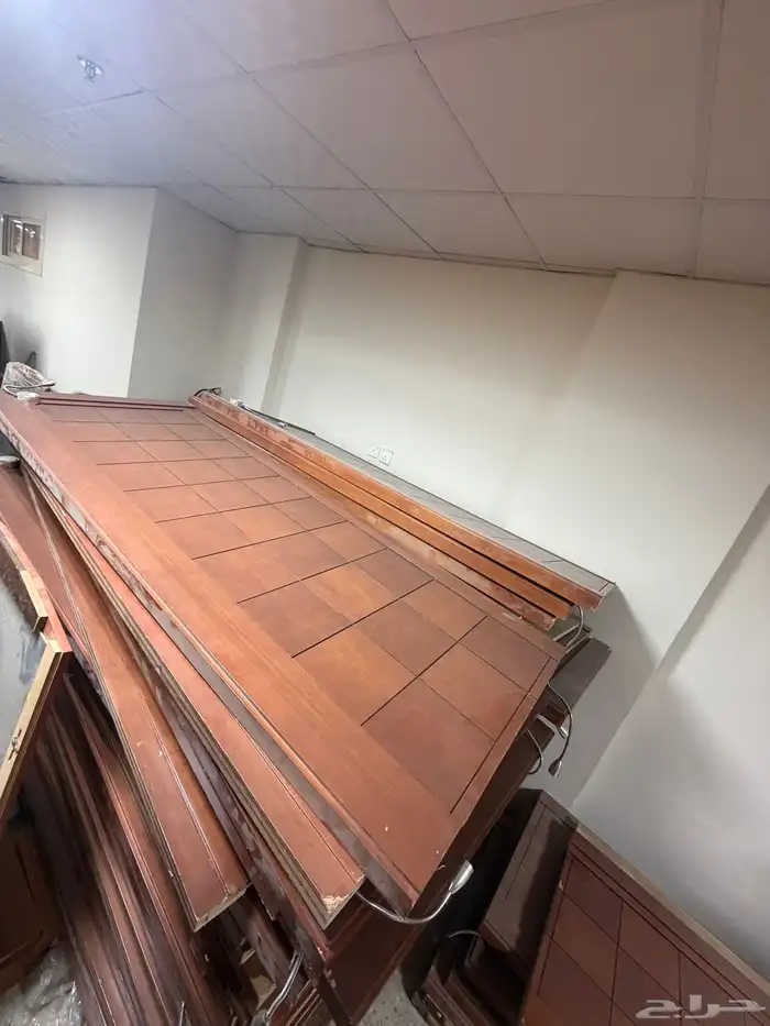 دولاب و تسريحة و ضهر سرير خشب للبيع بمكة المكرمة 4