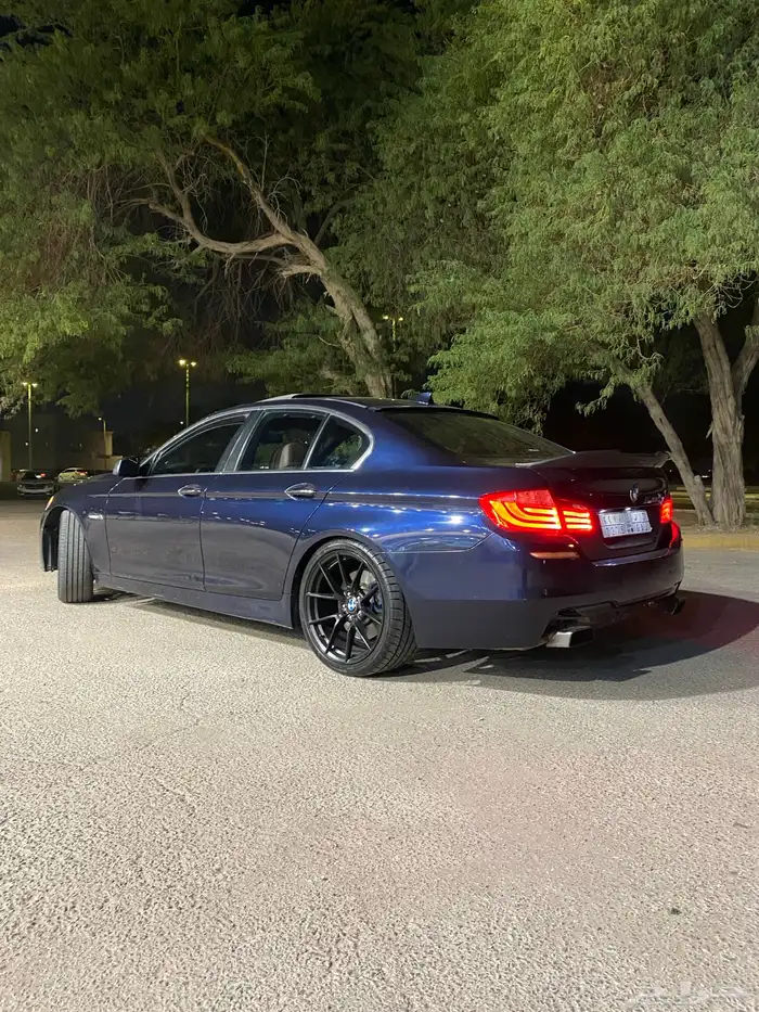 بي ام دبليو 550i  مواصفات ام فايف موديل 2012 0