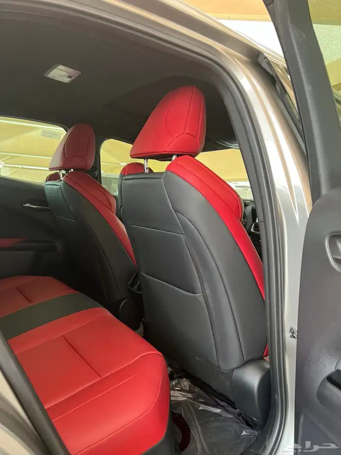 لكزس UX موديل 2023 مخزن ممشى قليل 14