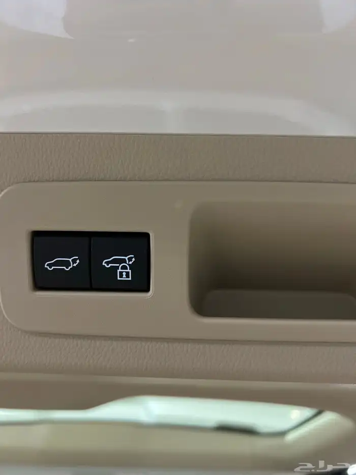 تويوتا   لاندكروزر GXR-S بنزين 2025 جديد سعودي 326.600شامل 28