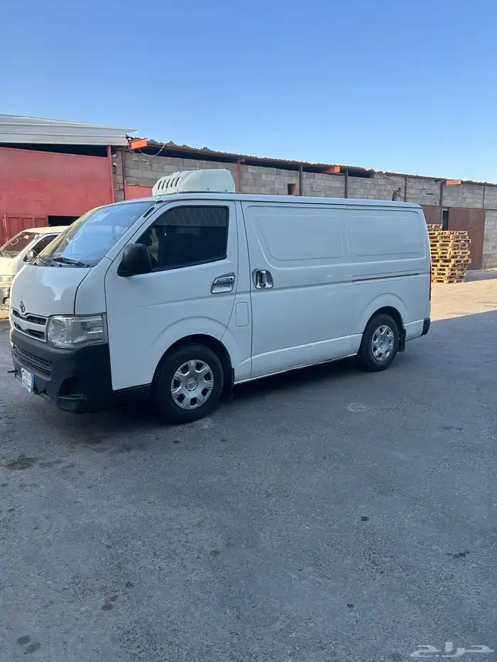 للبيع باص ثلاجة هايس 0