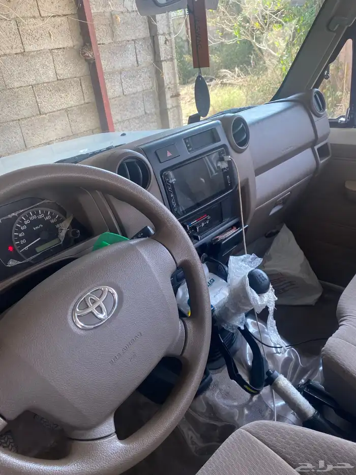 جيب   ربع بوليسي 12