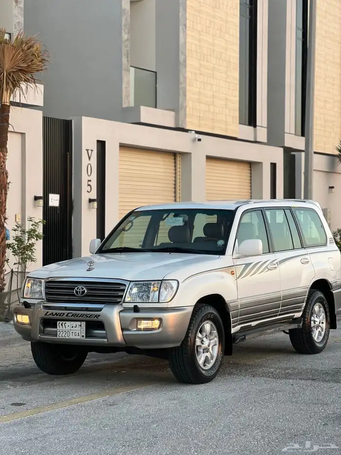 لاندكلوزر 2003 VX.R نضيف 22