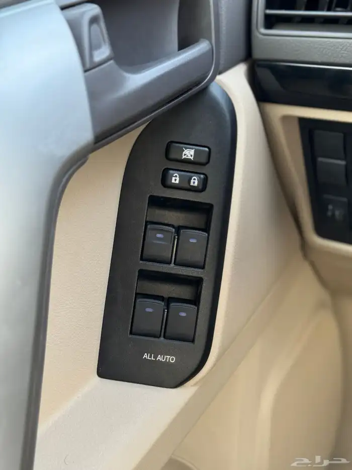 للبيع تويوتا برادو 2020 18