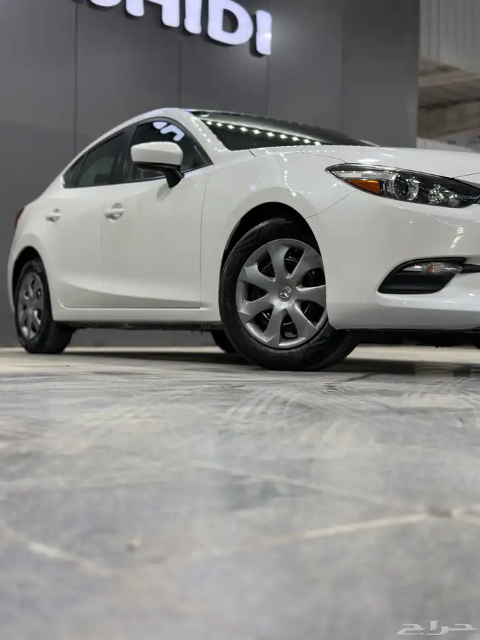 مازدا 3 2019 لؤلؤي متوفر لدى معرض(عبيد الرشيدي) 7