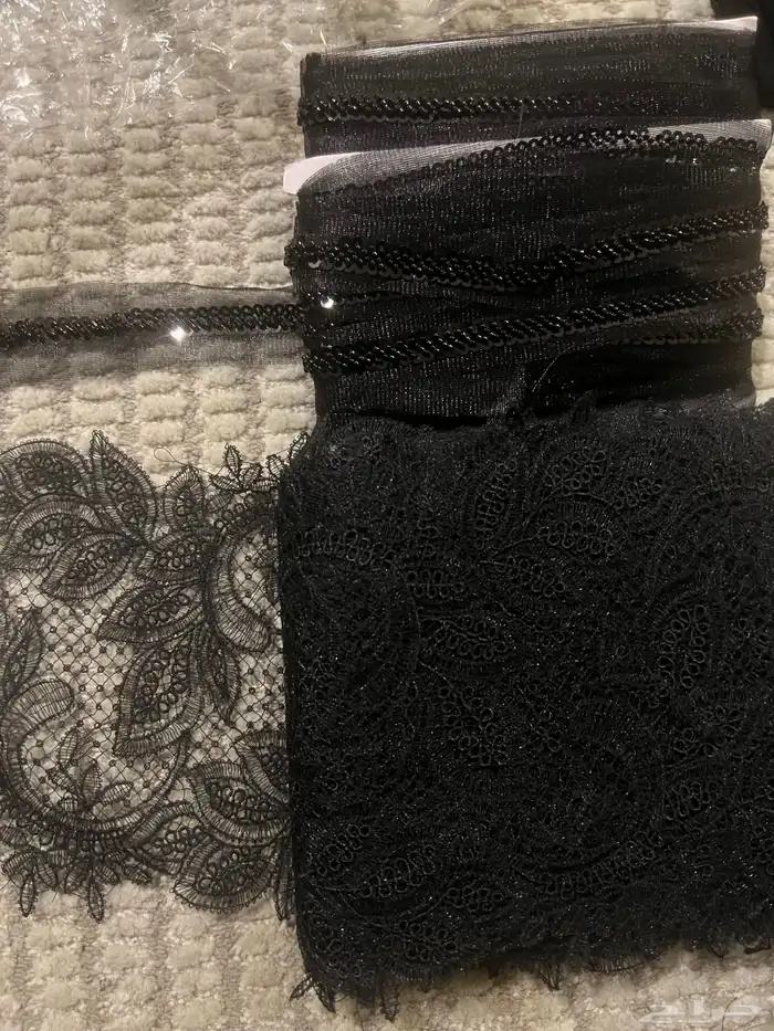 اغراض متجرللعبايات للبيع للبيع اقمشه وكلف عبايات جديده 23