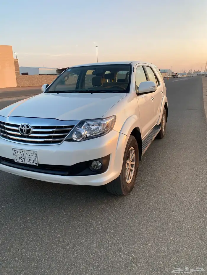 للبيع فورتشنر 2013 اربعه سرندل 0