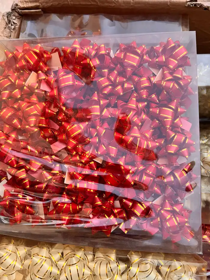 فيونكات هدايا صغيرة كرتون طبيقين ناقص خمس حبات 4