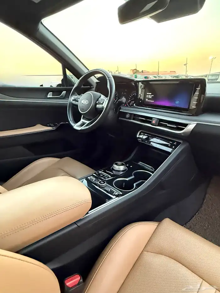 كيا K5 بنورما 2020 فل كامل داخل جملي بحالة الوكاله للبيع 10