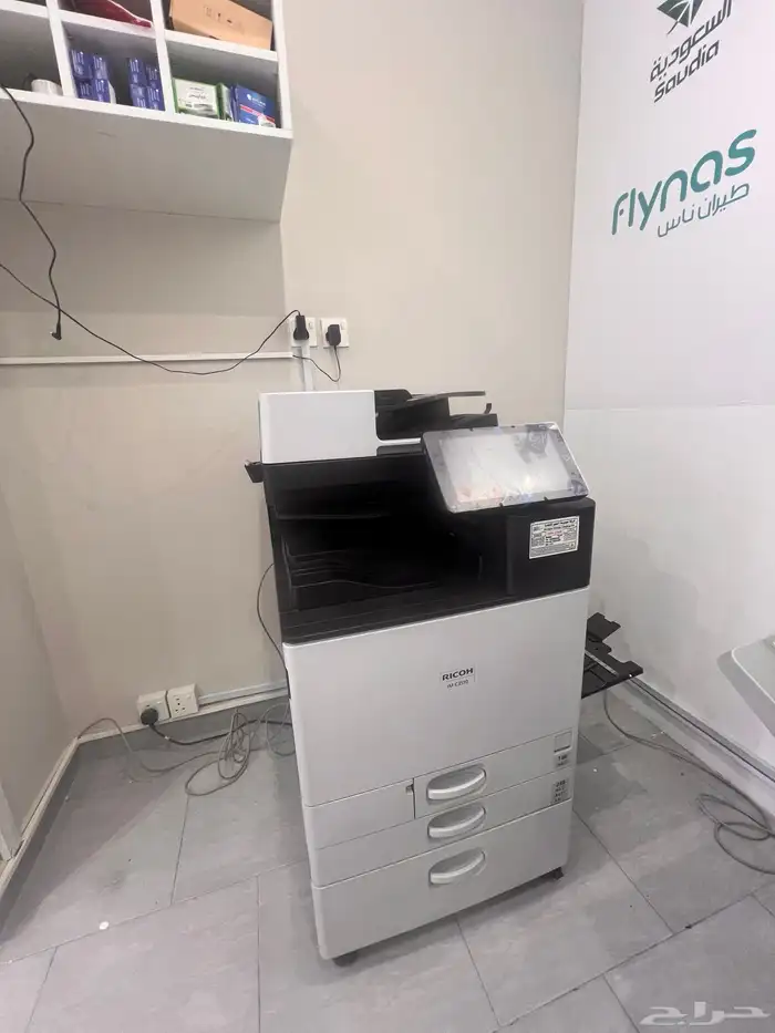 محل خدمات للبيع 9