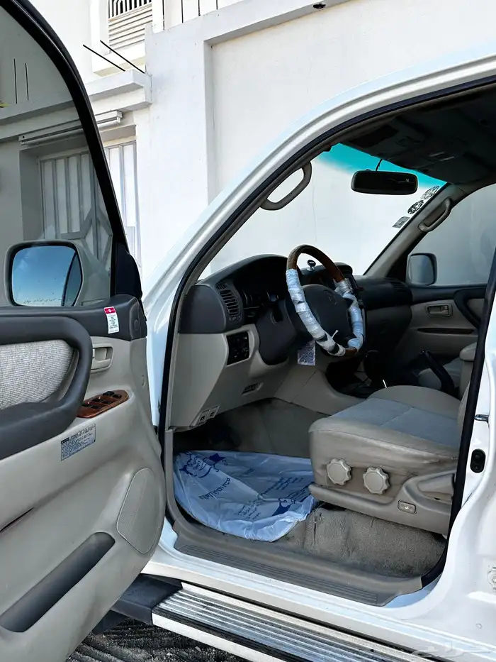 جيب لاند كروزر 2006 4