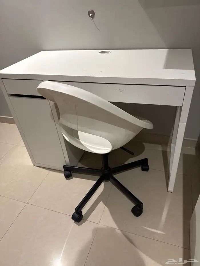 مكتب مع كرسي ( ايكيا ) 0