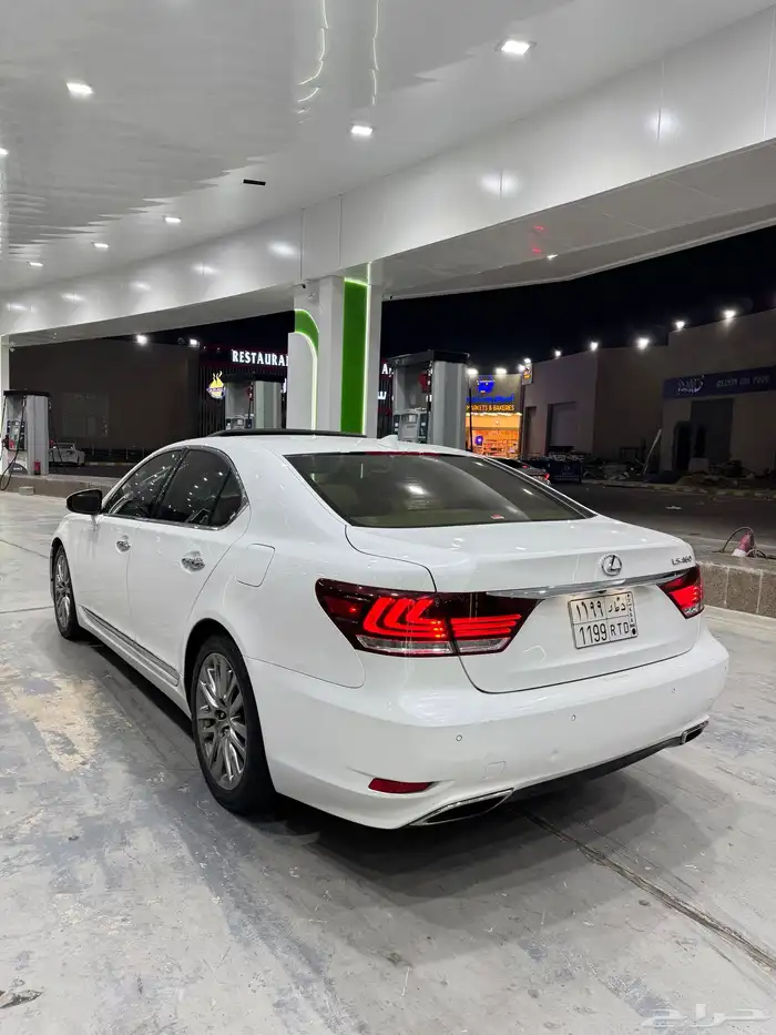 لكزس LS460 2015 وكالة 20