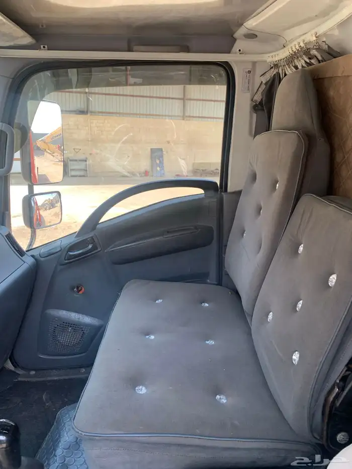 سطحه 2010 للبيع 7 طن 4