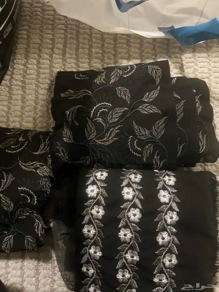 اغراض متجرللعبايات للبيع للبيع اقمشه وكلف عبايات جديده 20