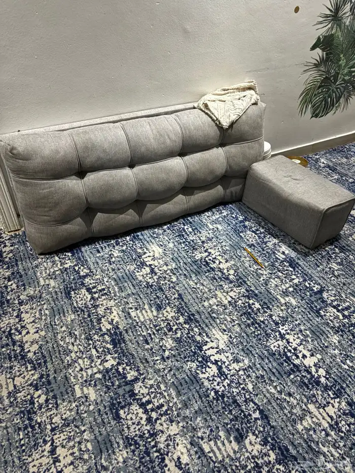 كنب وفرش لي البيع 0