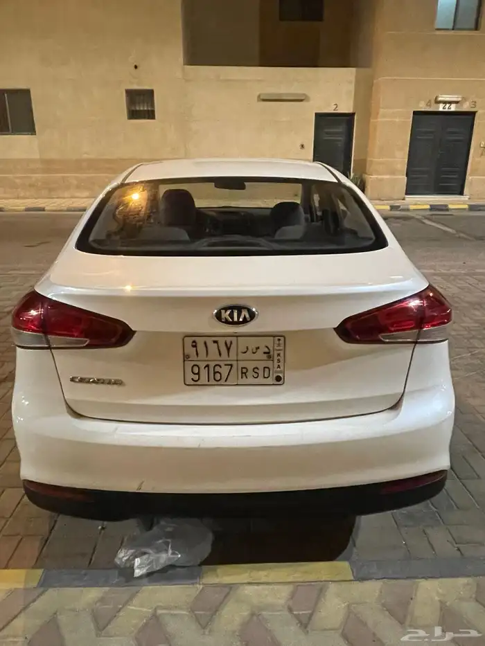 كيا سيراتو 2018 للبيع بحالة جيده 5