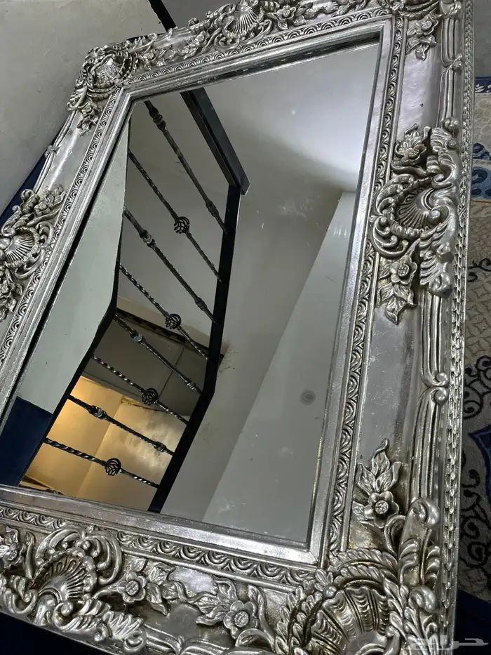 مراية مذخل طولها 6 تقريبا وعرضها 5 0