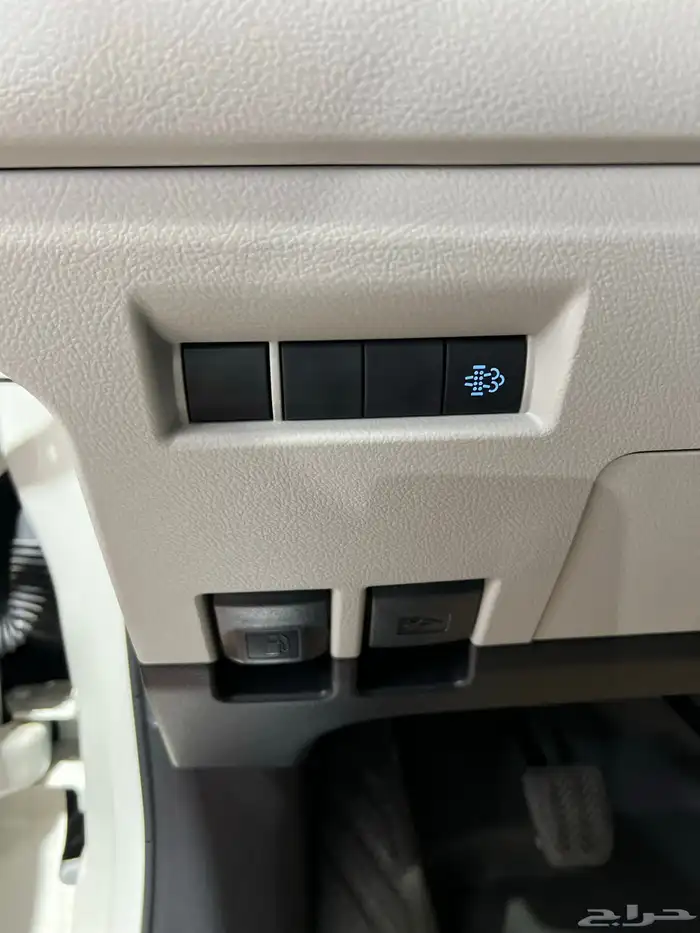 تويوتا هاي اس بضاعة سقف عالي ديزل يدوي2026 جديد 170.200شامل 9