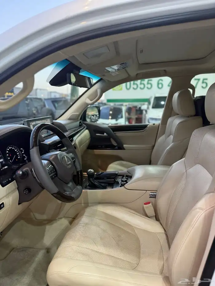 لكزس LX2019 ب 227 الف 13