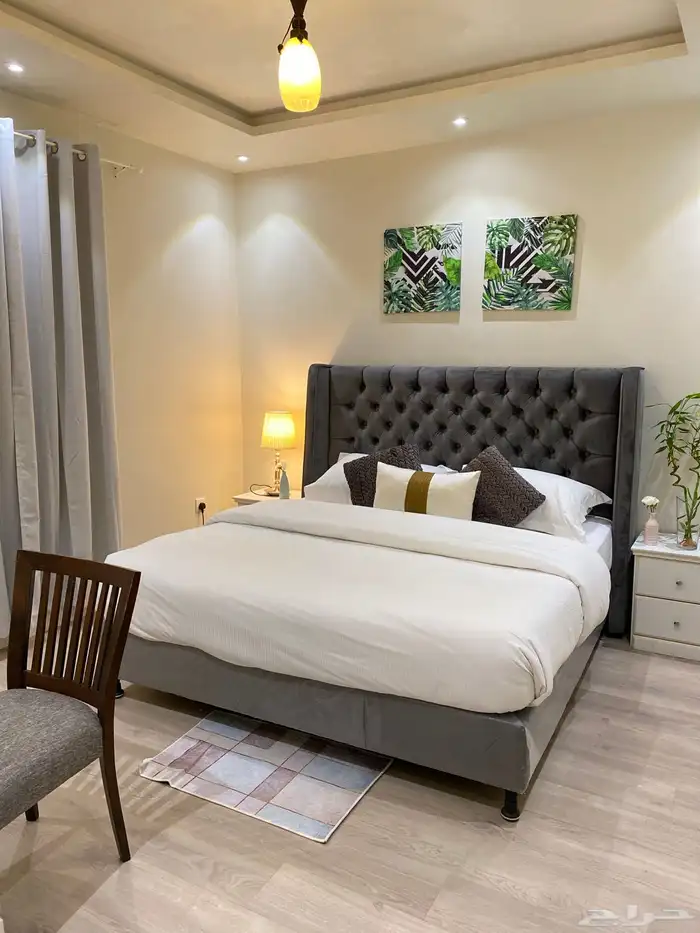 شقه مودرن بموقع جيد 1 أو 2 غرفه نوم 3