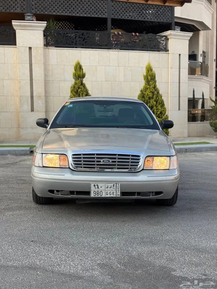 فورد فكتوريا 2007 1