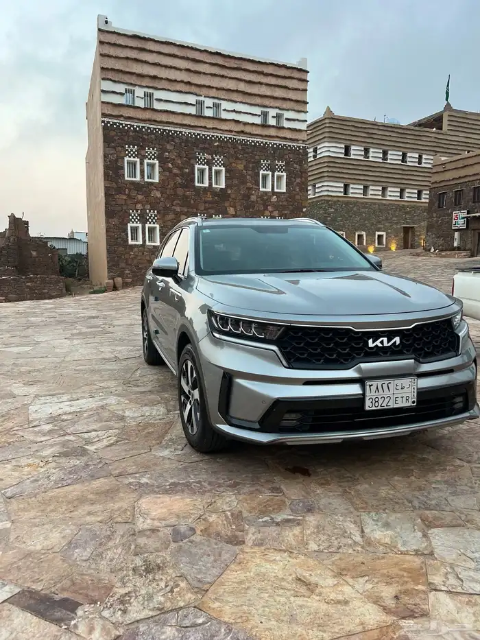 جيب سيرنتو 2023 سته سلندر 1